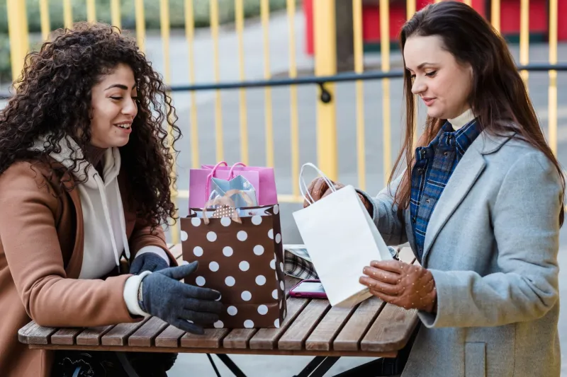 What Borrowing a Bag Reveals About the People in Your Life
